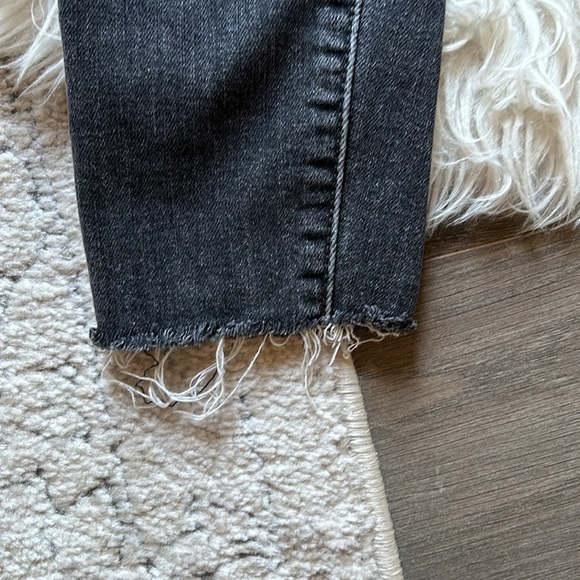 Levi’s Wedgie Skinny Jeans - Picture 7 of 9